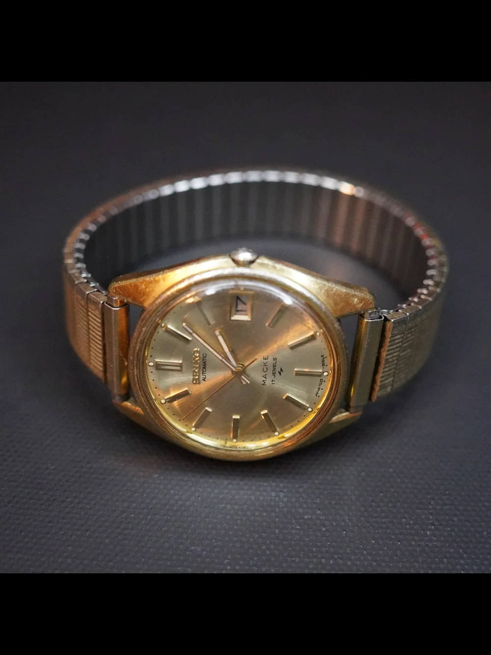 Vintage Seiko Macke 17 Jewels Automatic 7025-8069 Gold-Tone Date Men’s Watch